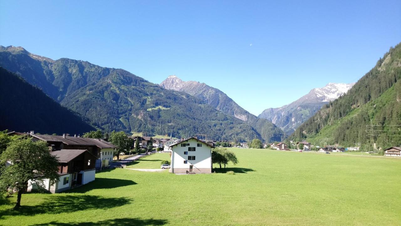 Landhaus Eberler Apartment Mayrhofen Exterior photo