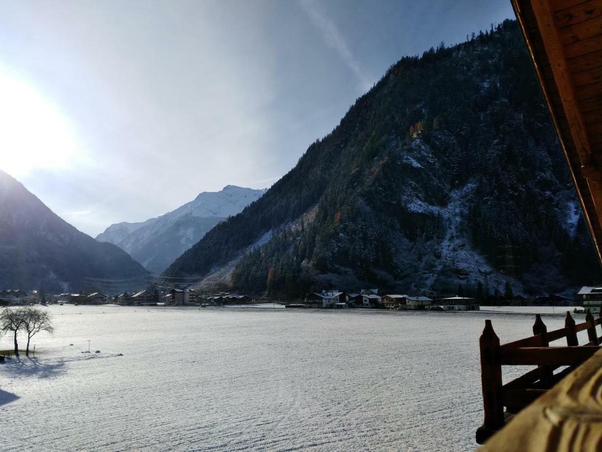 Landhaus Eberler Apartment Mayrhofen Exterior photo